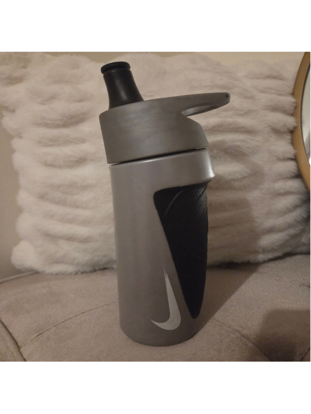 Nike 24oz Water Bottle One Size Grey and Black